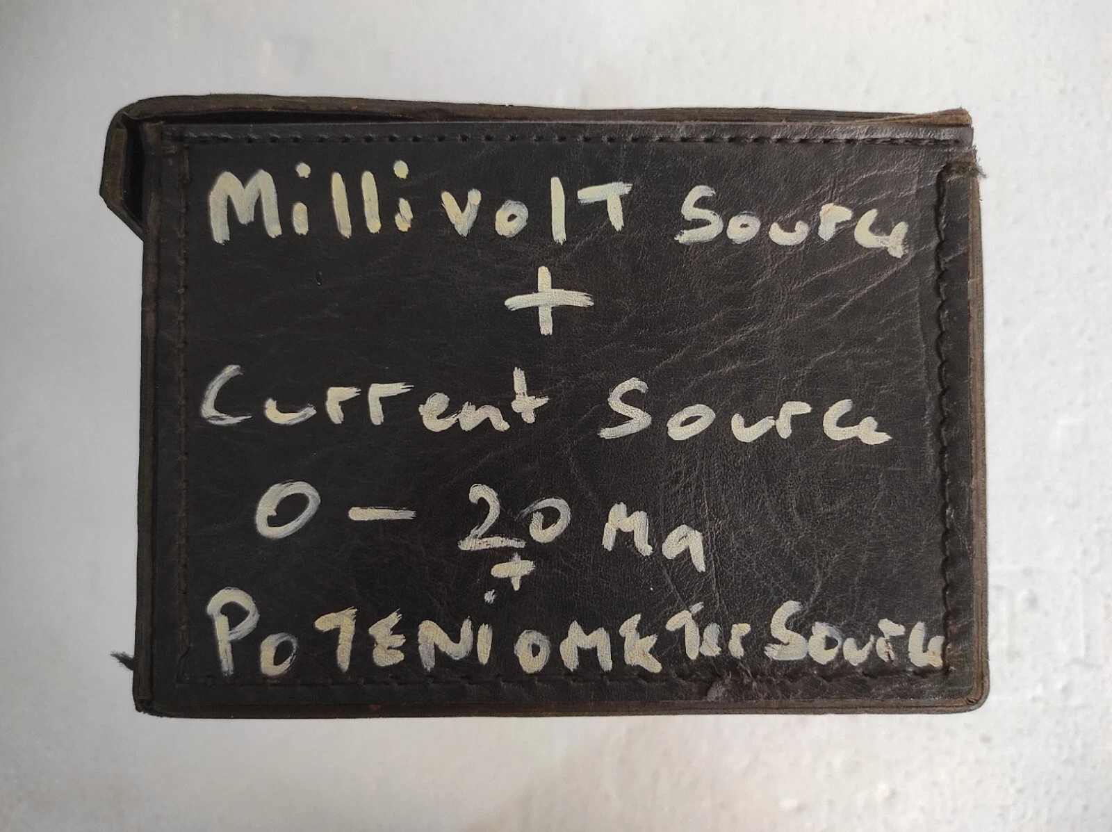 admin/uploads/uploads/Time Electronic 1045 Combined Voltage & Current Calpot_8.webp